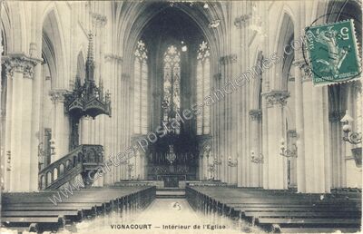Carte postale ancienne Intérieur de l'Eglise — Vignacourt (Somme)