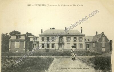 Carte postale ancienne Le Château — Étinehem (Somme)