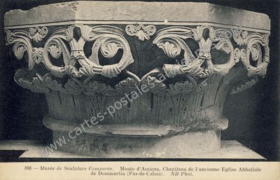 Carte postale ancienne Musée d'Amiens, Chapiteau de l'ancienne Eglise Abbatiale de Dommartin — Amiens (Somme)