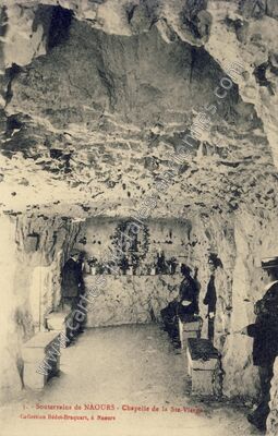 Carte postale ancienne Souterrains - Chapelle de la Ste-Vierge — Naours (Somme)