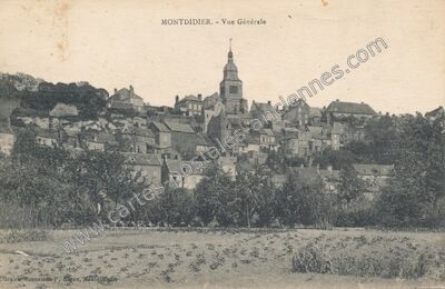 Carte postale ancienne Vue Générale — Montdidier (Somme)