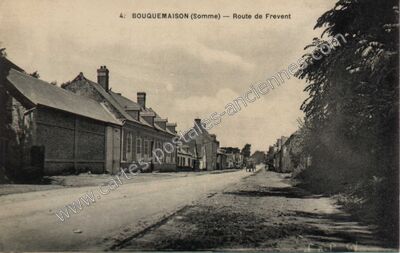 Carte postale ancienne Route de Frevent — Bouquemaison (Somme)