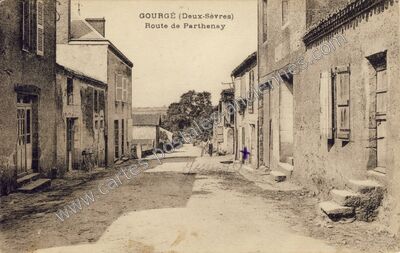 Carte postale ancienne Route de Parthenay — Gourgé (Deux-Sèvres)