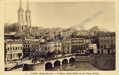 Carte postale ancienne L'Eglise Saint-André et les Vieux Ponts — Niort (Deux-Sèvres)
