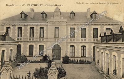 Carte postale ancienne L'Hôpital-Hospice — Parthenay (Deux-Sèvres)
