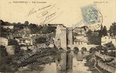 Carte postale ancienne Vue d'ensemble — Parthenay (Deux-Sèvres)
