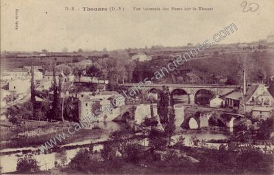 Carte postale ancienne Vue Générale des Ponts sur le Thouet — Thouars (Deux-Sèvres)