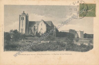 Carte postale ancienne Vue Générale - L'Eglise et le Château — Oiron (Deux-Sèvres)