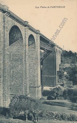 Carte postale ancienne Viaduc — Parthenay (Deux-Sèvres)