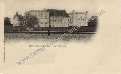 Carte postale ancienne Le Château — Oiron (Deux-Sèvres)