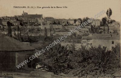 Carte postale ancienne Vue générale de la Basse-Ville — Thouars (Deux-Sèvres)