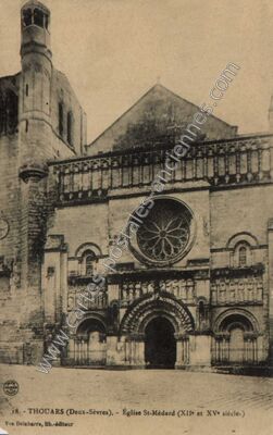 Carte postale ancienne Église St-Médard (XIIe et XVe siècle) — Thouars (Deux-Sèvres)