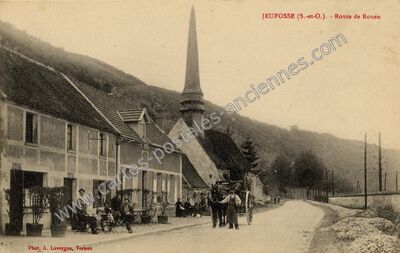 Carte postale ancienne Route de Rouen — Jeufosse (Yvelines)