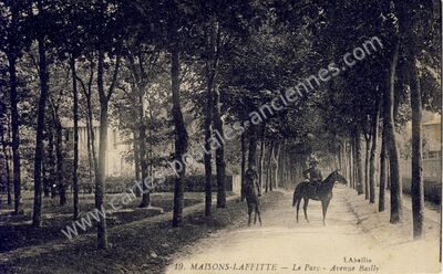 Carte postale ancienne Le Parc - Avenue Bailly — Maisons-Laffitte (Yvelines)