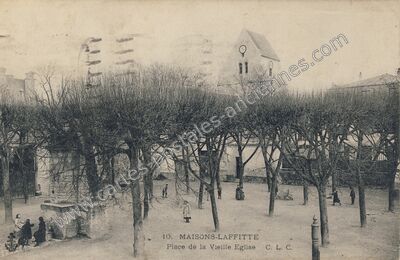 Carte postale ancienne Place de la Vieille Eglise — Maisons-Laffitte (Yvelines)