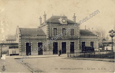 Carte postale ancienne La Gare — Maisons-Laffitte (Yvelines)