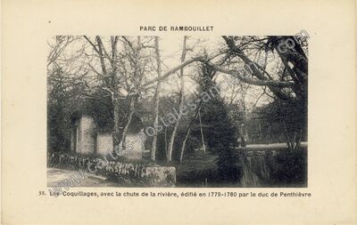 Carte postale ancienne Les Coquillages, avec la chute de la rivière, édifié en 1779-1780 par le duc de Penthièvre — Rambouillet (Yvelines)