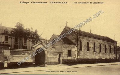 Carte postale ancienne Abbaye Cistercienne - Vue extérieure du Monastère — Versailles (Yvelines)
