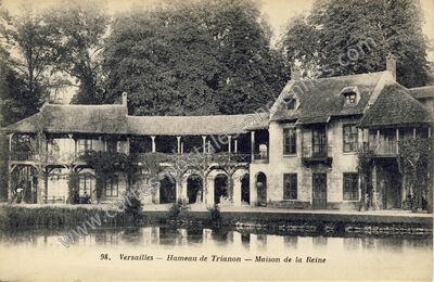 Carte postale ancienne Hameau de Trianon — Maison de la Reine — Versailles (Yvelines)