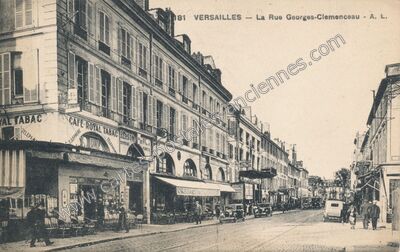 Carte postale ancienne La Rue Georges-Clemenceau — Versailles (Yvelines)