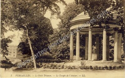 Carte postale ancienne Le Petit Trianon. — Le Temple de l'Amour — Versailles (Yvelines)