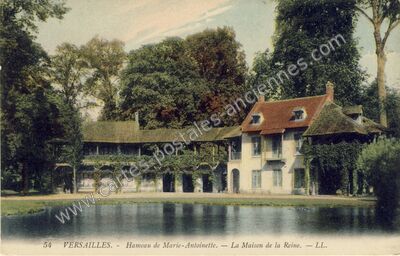 Carte postale ancienne Hameau de Marie-Antoinette. — La Maison de la Reine — Versailles (Yvelines)