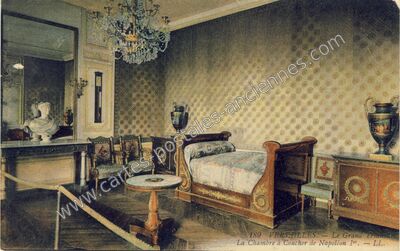 Carte postale ancienne Le Grand Trianon La Chambre à Coucher de Napoléon 1er — Versailles (Yvelines)
