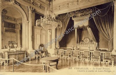 Carte postale ancienne Le Grand Trianon. Chambre à coucher de Louis-Philippe — Versailles (Yvelines)