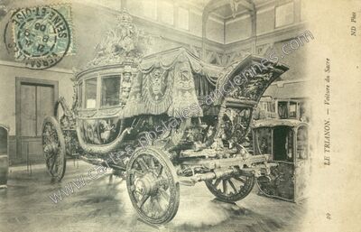 Carte postale ancienne Voiture du Sacre — Versailles (Yvelines)