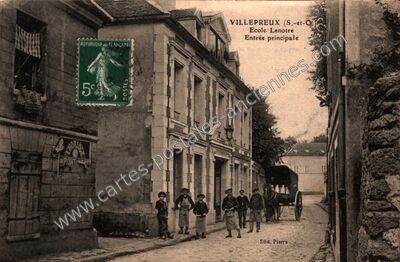 Carte postale ancienne Ecole Lenotre, Entrée principale — Villepreux (Yvelines)