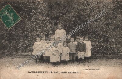 Carte postale ancienne Asile maternel — Villepreux (Yvelines)