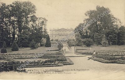 Carte postale ancienne Château de M. Nagelmackers. Vue du Château et du Jardin Français — Villepreux (Yvelines)
