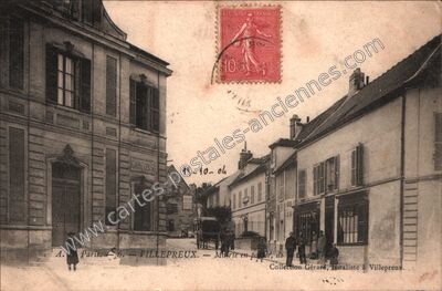 Carte postale ancienne Mairie en p, ie, de — Villepreux (Yvelines)