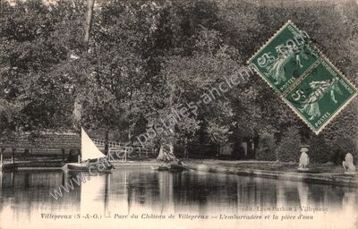 Carte postale ancienne Parc du Château de Villepreux — L'embarcadère et la pièce d'eau — Villepreux (Yvelines)