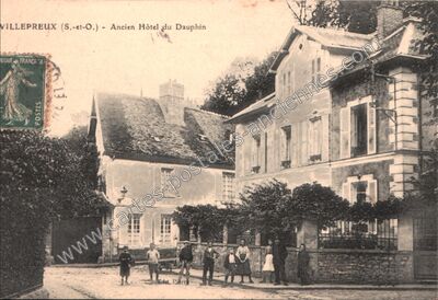 Carte postale ancienne Ancien Hôtel du Dauphin — Villepreux (Yvelines)