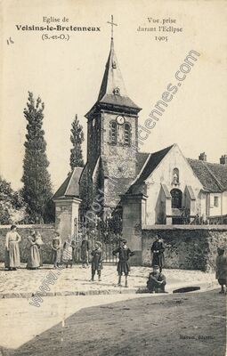 Carte postale ancienne Eglise — Voisins-le-Bretonneux (Yvelines)