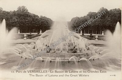 Carte postale ancienne Le Bassin de Latone et les Grandes Eaux — Versailles (Yvelines)
