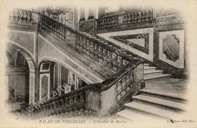 Carte postale ancienne L'Escalier de Marbre — Versailles (Yvelines)