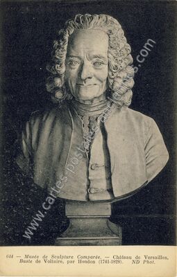 Carte postale ancienne Musée de Sculpture Comparée, Buste de Voltaire, par Houdon — Versailles (Yvelines)