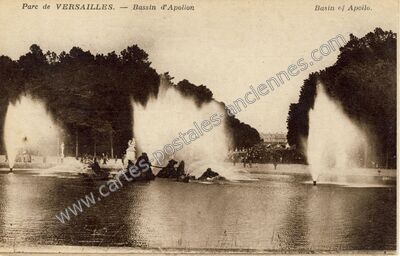Carte postale ancienne Bassin d'Apollon — Versailles (Yvelines)