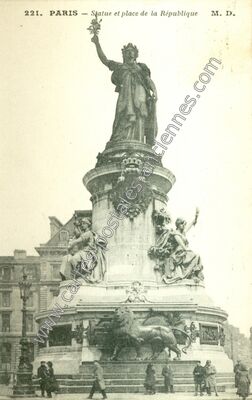 Carte postale ancienne place de la republique — Paris 3e (Paris)