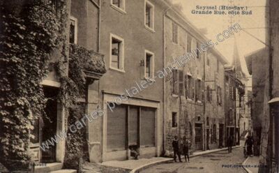Carte postale ancienne Grande Rue, côté Sud — Seyssel (Haute-Savoie)
