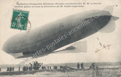Carte postale ancienne Le Ballon Dirigeable Militaire «Patrie — Dirigeable — Aviation
