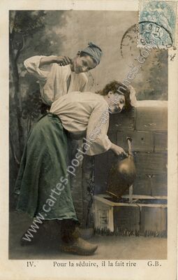 Carte postale ancienne Pour la séduire, il la fait rire — A la Fontaine — Fantaisie