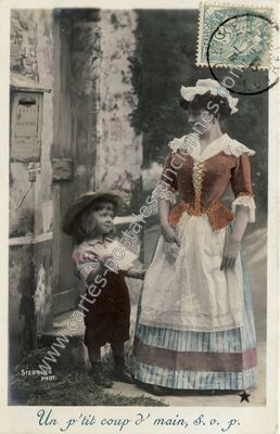 Carte postale ancienne Un p'tit coup d' main — La Lettre — Fantaisie
