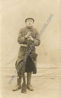 Carte postale ancienne Soldat — Soldat — Militaire
