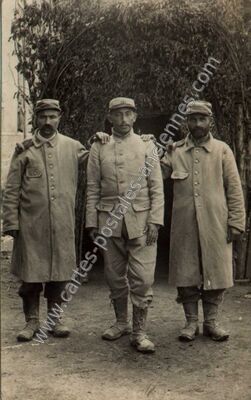 Carte postale ancienne Soldats — Soldats — Militaire