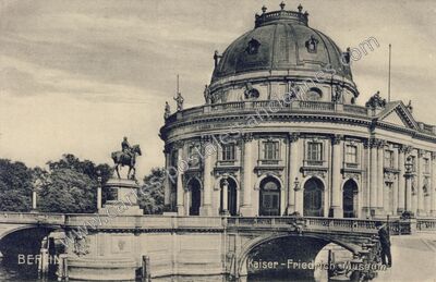 Carte postale ancienne Kaiser - Friedrich Museum — Berlin — Allemagne