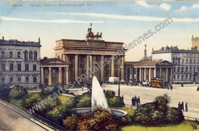Carte postale ancienne Pariser Platz u. Brandenburger Tor — Berlin — Allemagne