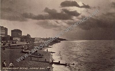 Carte postale ancienne Moonlight Scene — Herne — Angleterre